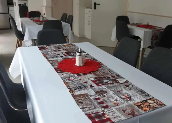 Hungasthaus 08 公寓 玛利亚采尔